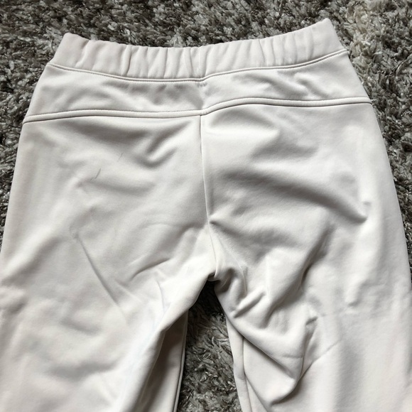 Uniqlo Joggers - Picture 11 of 12